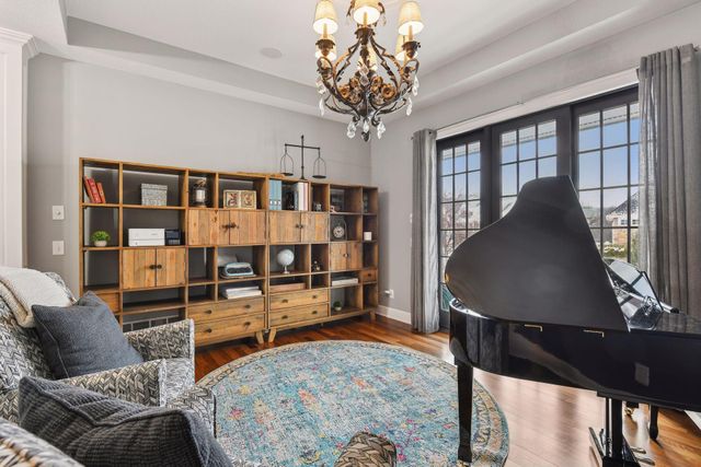 9787 Sky Lane, Eden Prairie, MN 55347