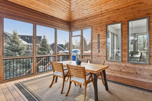 9787 Sky Lane, Eden Prairie, MN 55347