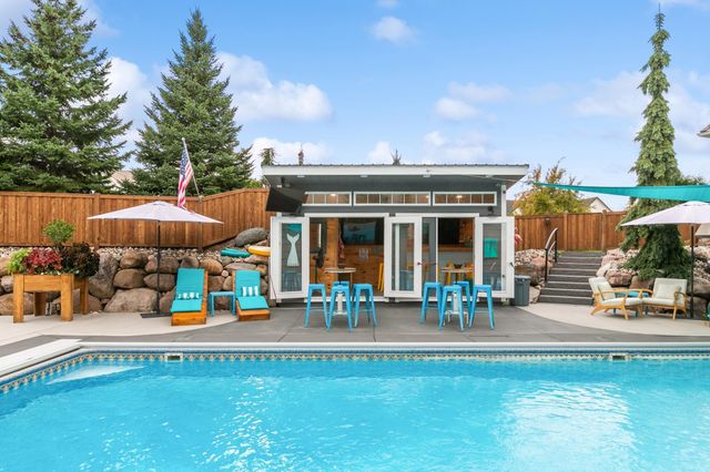 9787 Sky Lane, Eden Prairie, MN 55347