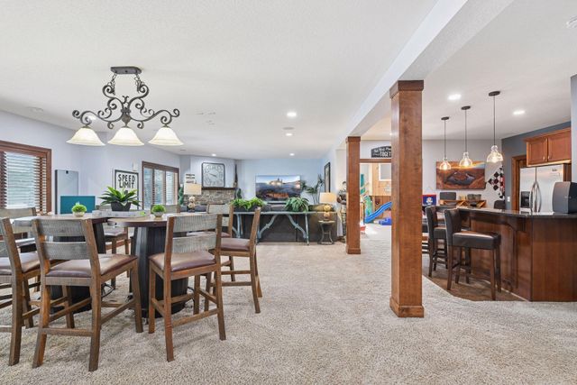 9787 Sky Lane, Eden Prairie, MN 55347