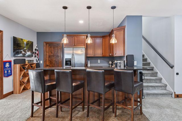 9787 Sky Lane, Eden Prairie, MN 55347