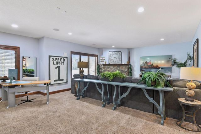 9787 Sky Lane, Eden Prairie, MN 55347