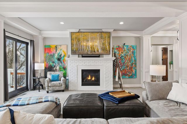 9787 Sky Lane, Eden Prairie, MN 55347