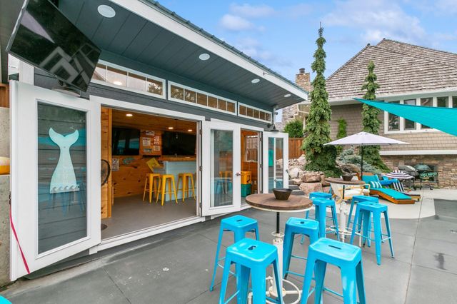 9787 Sky Lane, Eden Prairie, MN 55347