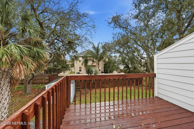 840 7TH Avenue S, Jacksonville Beach, FL 32250