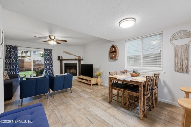 840 7TH Avenue S, Jacksonville Beach, FL 32250