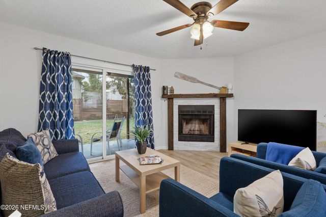 840 7TH Avenue S, Jacksonville Beach, FL 32250