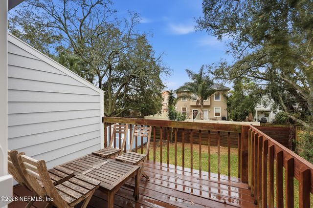 840 7TH Avenue S, Jacksonville Beach, FL 32250