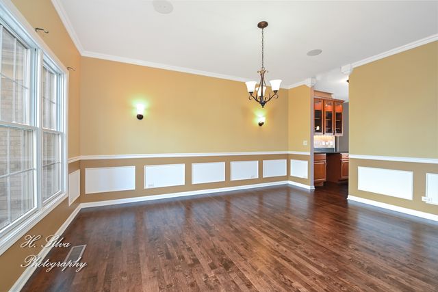 3260 Nottingham Drive, Algonquin, IL 60102