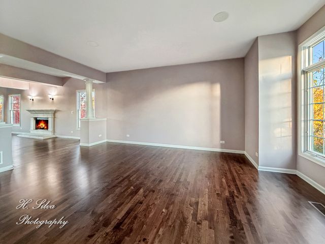 3260 Nottingham Drive, Algonquin, IL 60102