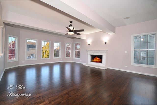 3260 Nottingham Drive, Algonquin, IL 60102