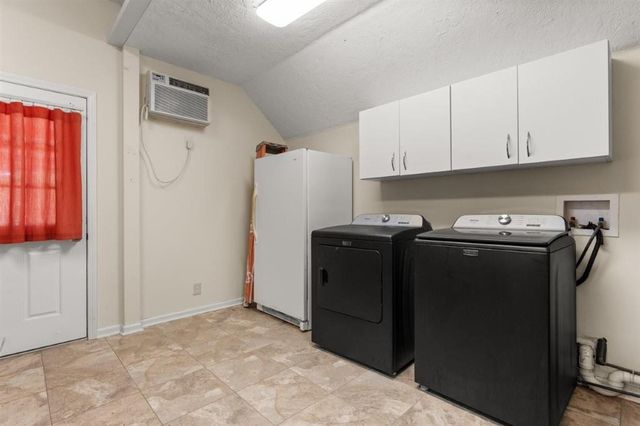 1214 9th Street, Lake Charles, LA 70601