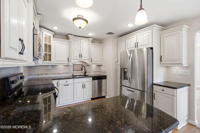 128 Korn Market A, Freehold, NJ 07728