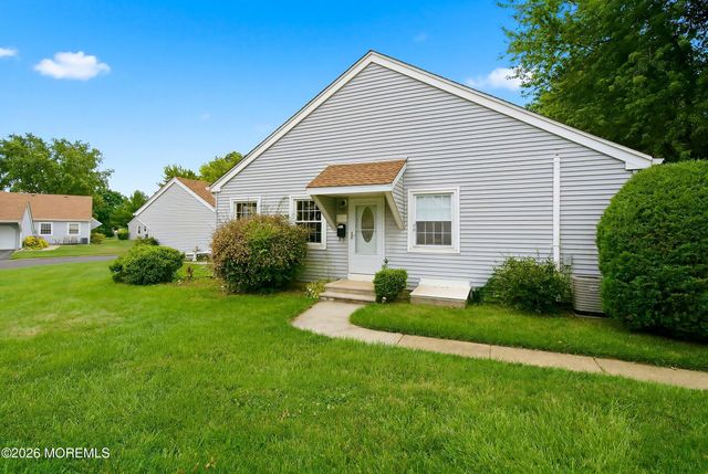 128 Korn Market A, Freehold, NJ 07728
