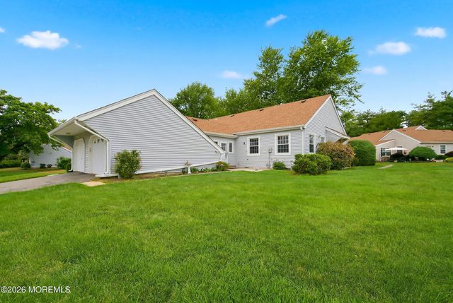 128 Korn Market A, Freehold, NJ 07728
