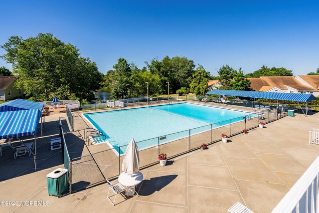 128 Korn Market A, Freehold, NJ 07728