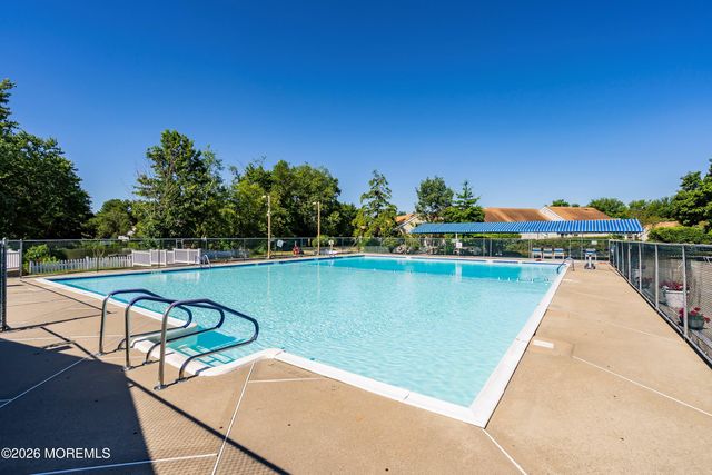 128 Korn Market A, Freehold, NJ 07728