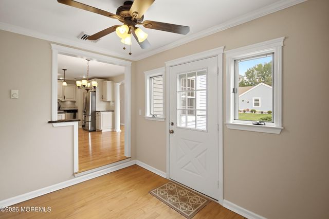 128 Korn Market A, Freehold, NJ 07728