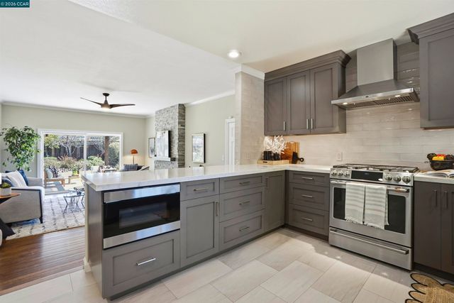 2117 Gill Port Ln., Walnut Creek, CA 94598