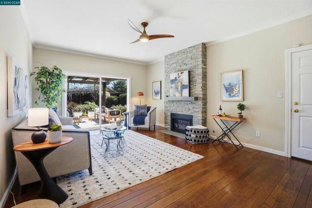 2117 Gill Port Ln., Walnut Creek, CA 94598