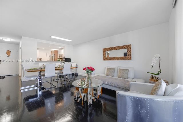 400 NE 12th Ave 505, Hallandale Beach, FL 33009