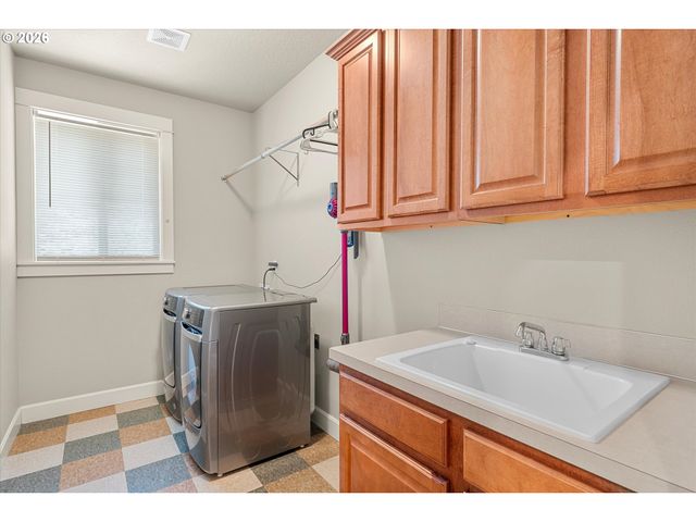 22934 Sw COWLITZ Dr, Tualatin, OR 97062
