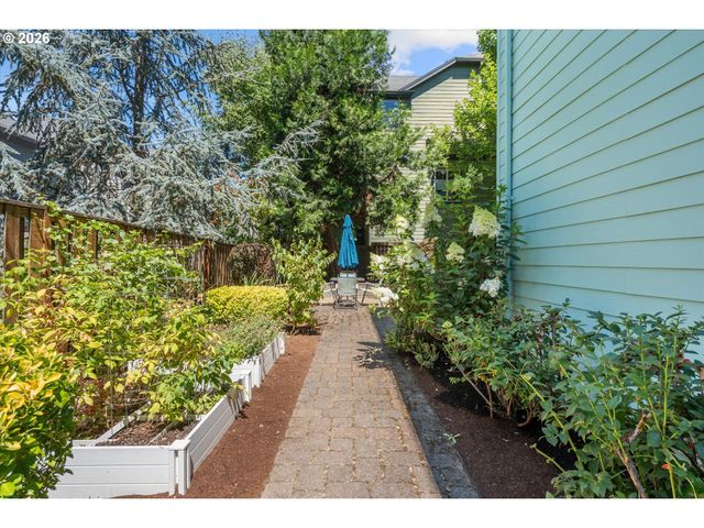 22934 Sw COWLITZ Dr, Tualatin, OR 97062
