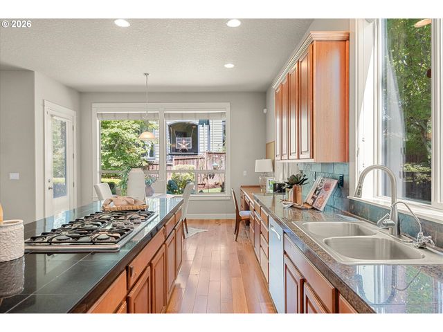 22934 Sw COWLITZ Dr, Tualatin, OR 97062
