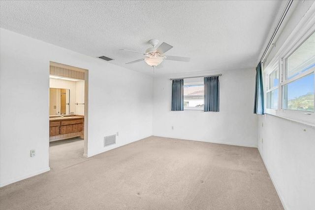 426 WHITFIELD AVENUE, Sarasota, FL 34243