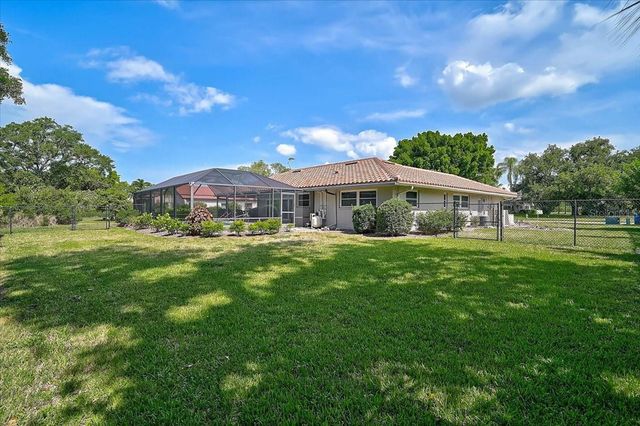 426 WHITFIELD AVENUE, Sarasota, FL 34243