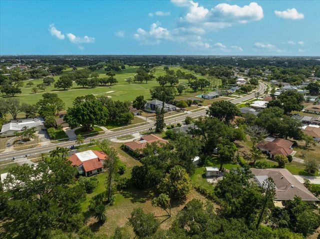 426 WHITFIELD AVENUE, Sarasota, FL 34243