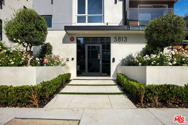 5813 Lexington Avenue 203, Los Angeles, CA 90038
