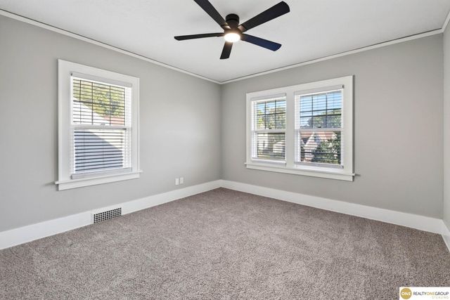 4417 Poppleton Avenue, Omaha, NE 68105