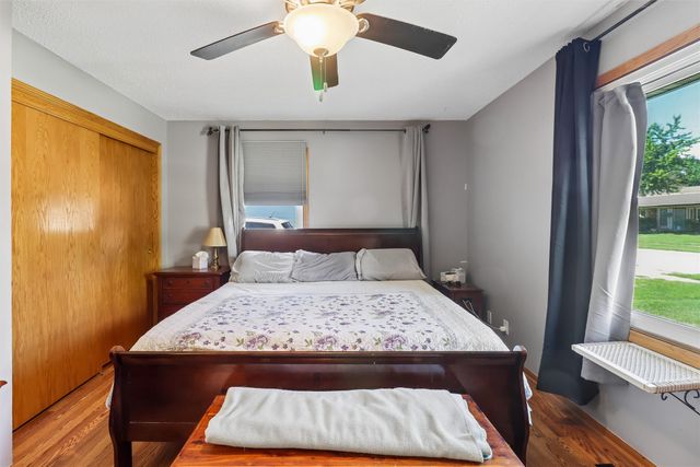 1214 NW Applewood Street, Ankeny, IA 50023