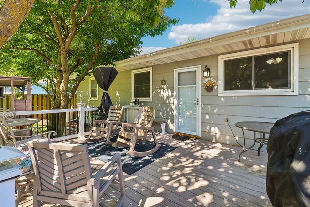 1214 NW Applewood Street, Ankeny, IA 50023