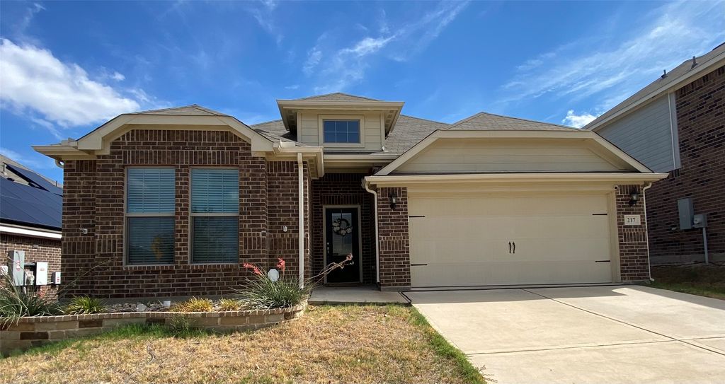 217 Bearman Drive, Fort Worth, TX 76120 — exterior