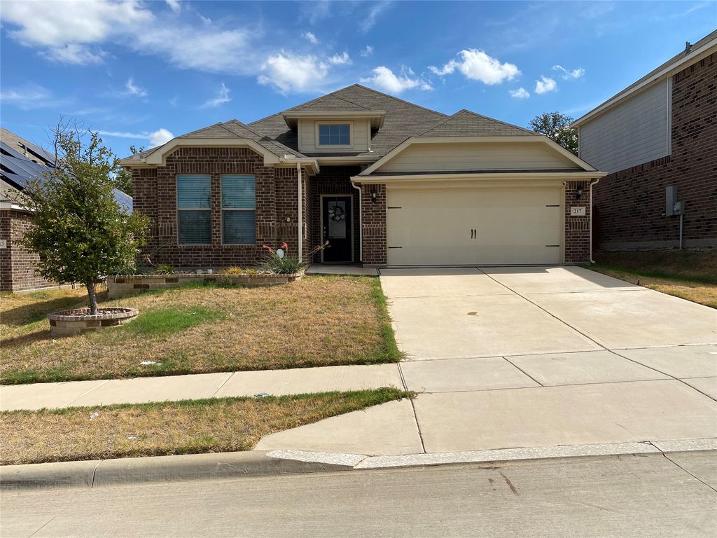 217 Bearman Drive, Fort Worth, TX 76120 — photo 2