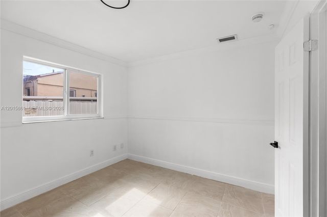 1835 SW 18th St, Miami, FL 33145