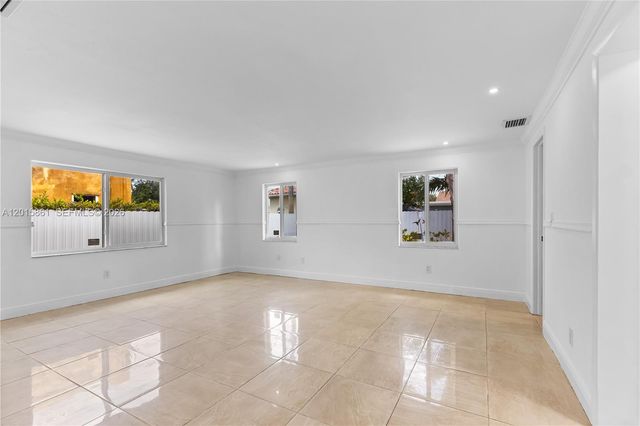 1835 SW 18th St, Miami, FL 33145