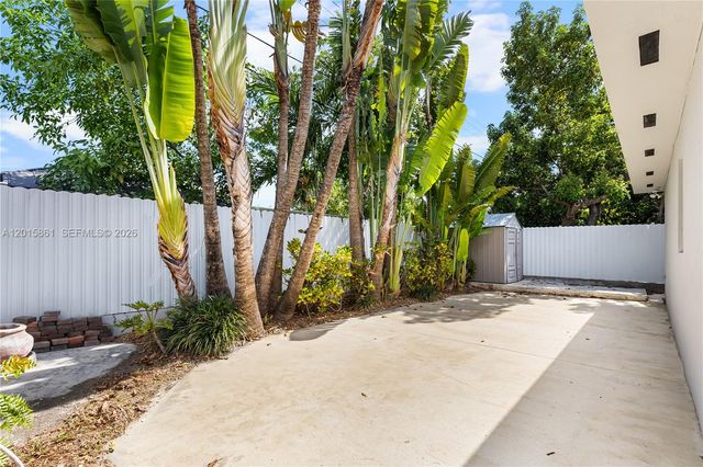 1835 SW 18th St, Miami, FL 33145