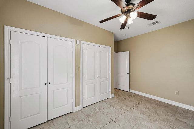 5627 Brookfield Drive, Houston, TX 77085