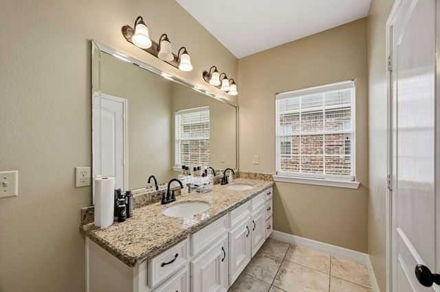 5627 Brookfield Drive, Houston, TX 77085