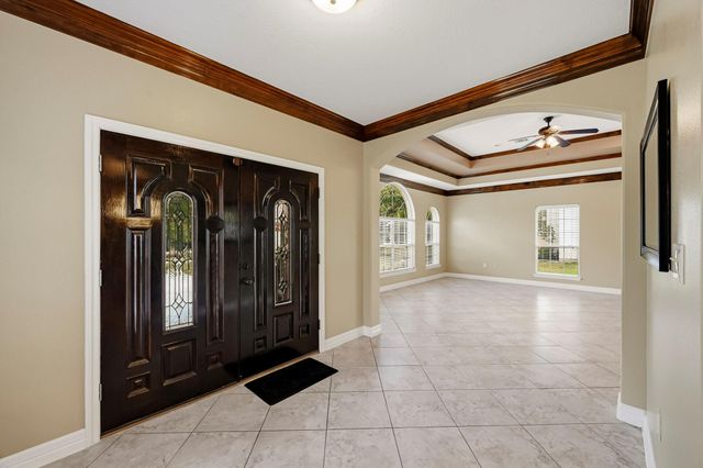 5627 Brookfield Drive, Houston, TX 77085