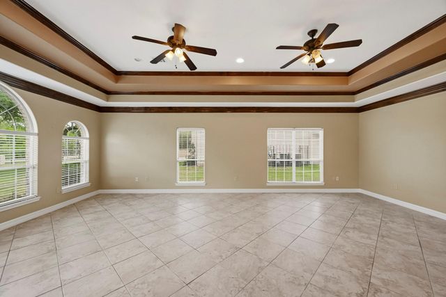 5627 Brookfield Drive, Houston, TX 77085