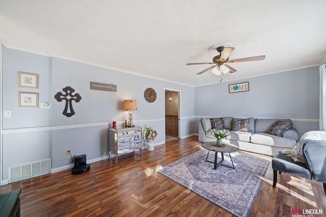 1401 N 61st Street, Lincoln, NE 68505