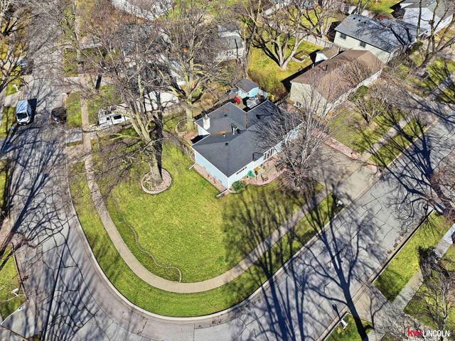 1401 N 61st Street, Lincoln, NE 68505