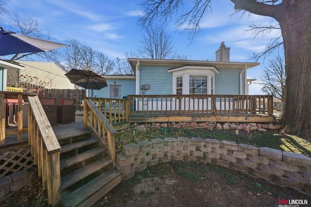 1401 N 61st Street, Lincoln, NE 68505