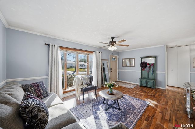 1401 N 61st Street, Lincoln, NE 68505