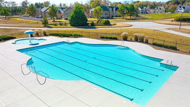 13256 E Tolstoy E Lane, Covington, GA 30014