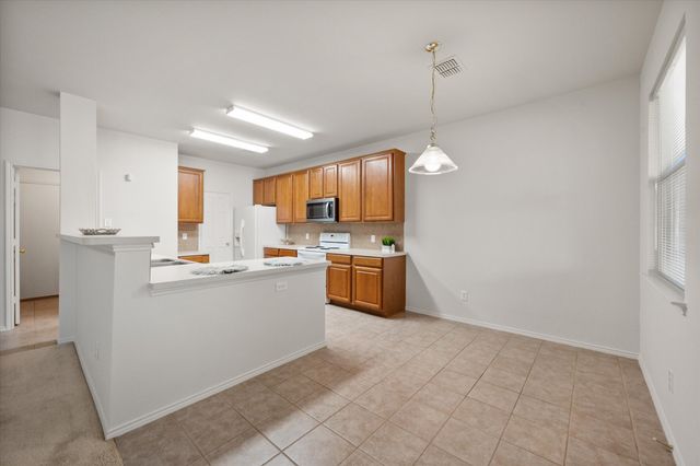 505 Boronia Road, Arlington, TX 76002